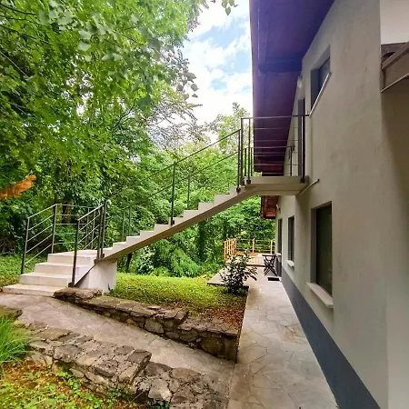 Villa Britof Forest House In Chestnut Valley Kanal
