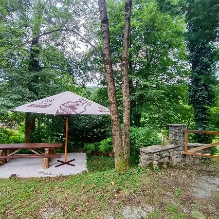 Villa Britof Forest House In Chestnut Valley *