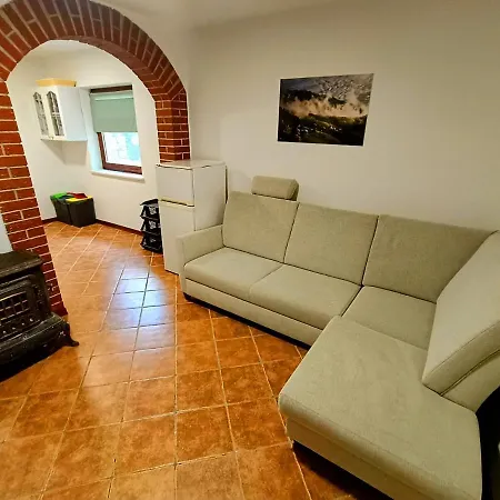 Britof Forest House In Chestnut Valley * Kanal